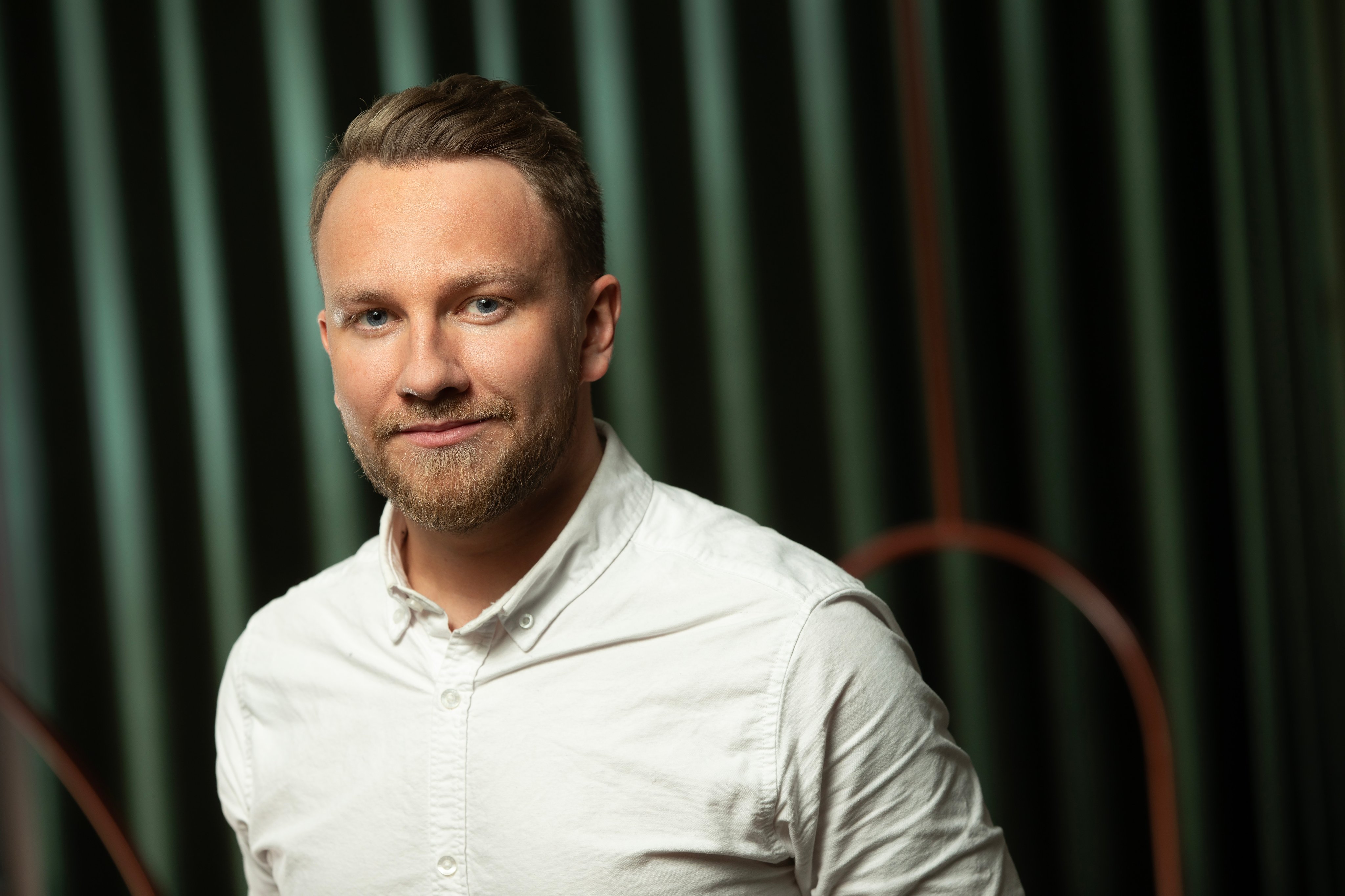 Foto av Jonas Ulriksen, investeringsrådgiver i Gjensidige 