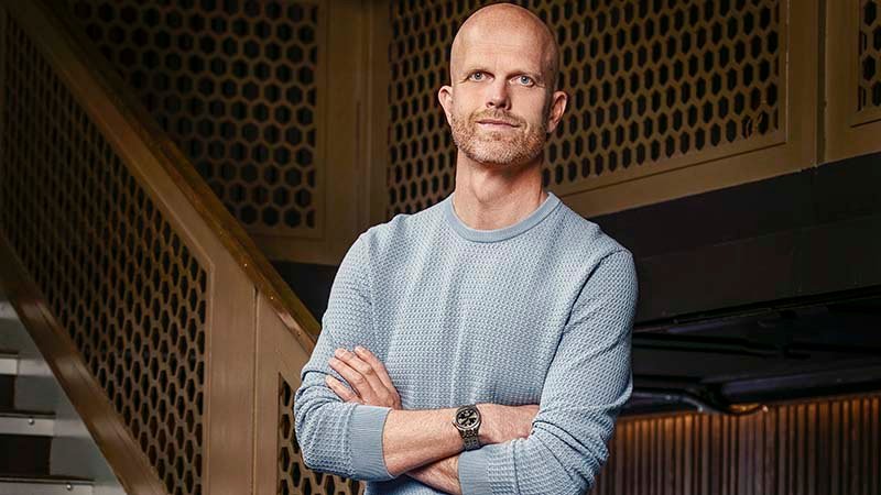 Hallgeir Kvadsheim i grå genser