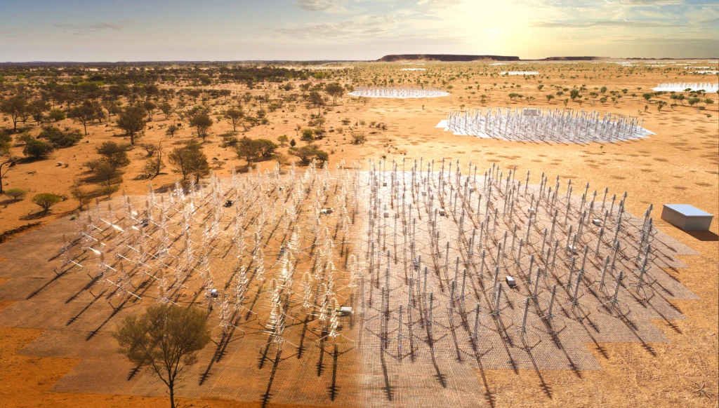 Composite artist impression of the SKA-Low telescope, under construction at Inyarrimanha Ilgari Bundara, the CSIRO Murchison Radio-astronomy Observatory in Western Australia (credit: SKAO) Composite view of SKA‑Low radio telescope array in Western Australia, showing prototype and planned antenna stations