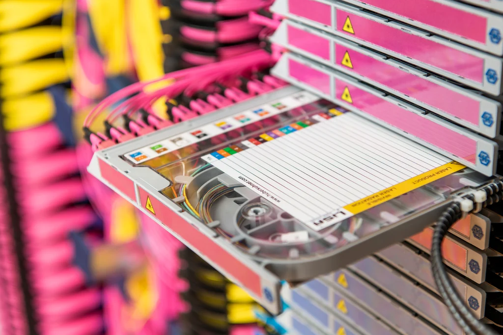 HS Structured cabling solutions HS Structured cabling solutions