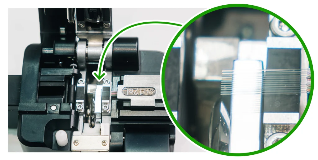 Cleaving the fibers with precision in detail view