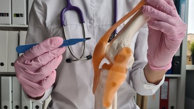 Revision Hip vs Revision Knee Surgery- Which Is Harder to Recover From Revision Hip vs Revision Knee Surgery- Which Is Harder to Recover From