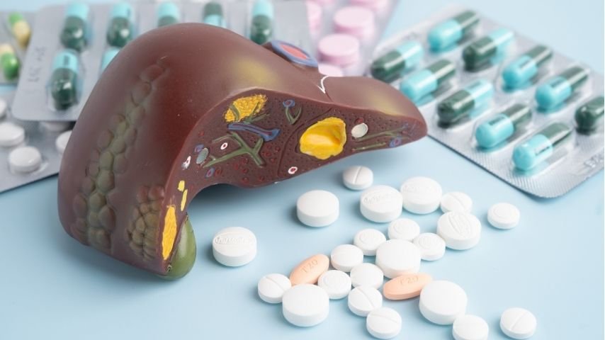 Surgery vs. Non-Surgical Treatments for Liver Cancer-What Actually Works in Advanced Cases Surgery vs. Non-Surgical Treatments for Liver Cancer-What Actually Works in Advanced Cases