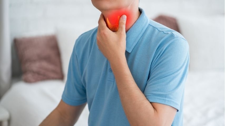 Hyperthyroidism Symptoms in Male- Causes, Signs, and Treatment Options