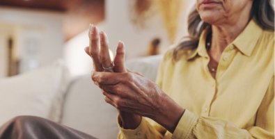 7 Important Causes of Finger Joint Pain and Effective Treatment Options 7 Important Causes of Finger Joint Pain and Effective Treatment Options