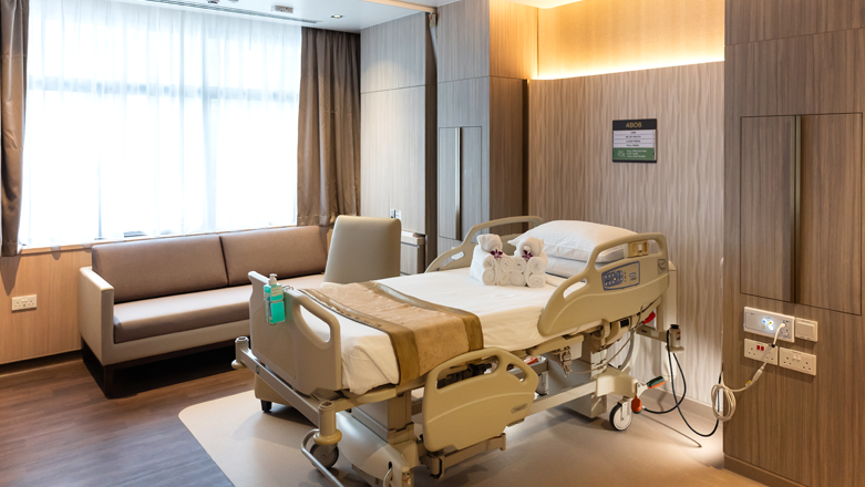 Warm and inviting ambience in the Mount Elizabeth Hospital's Daffodil Suite