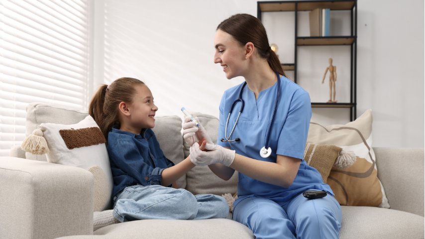 How Does a Paediatric Endocrinologist Help Manage Diabetes in Children How Does a Paediatric Endocrinologist Help Manage Diabetes in Children