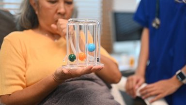 Caregiver Guide to Supporting Someone Undergoing Thoracentesis Caregiver Guide to Supporting Someone Undergoing Thoracentesis