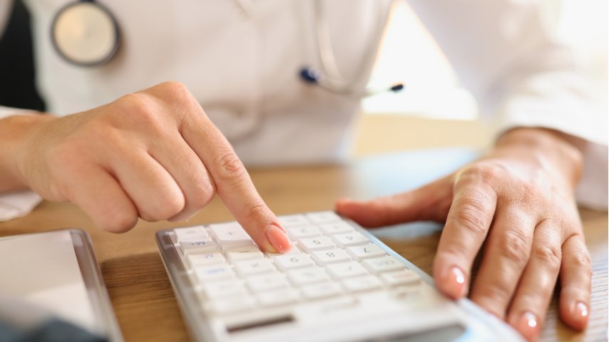 How Much Does a Hand Transplant Cost in India and Worldwide How Much Does a Hand Transplant Cost in India and Worldwide