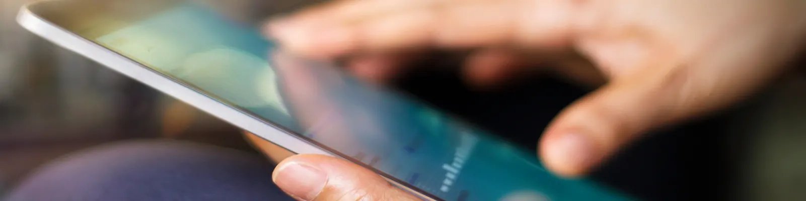 investor-relations-contact-hero