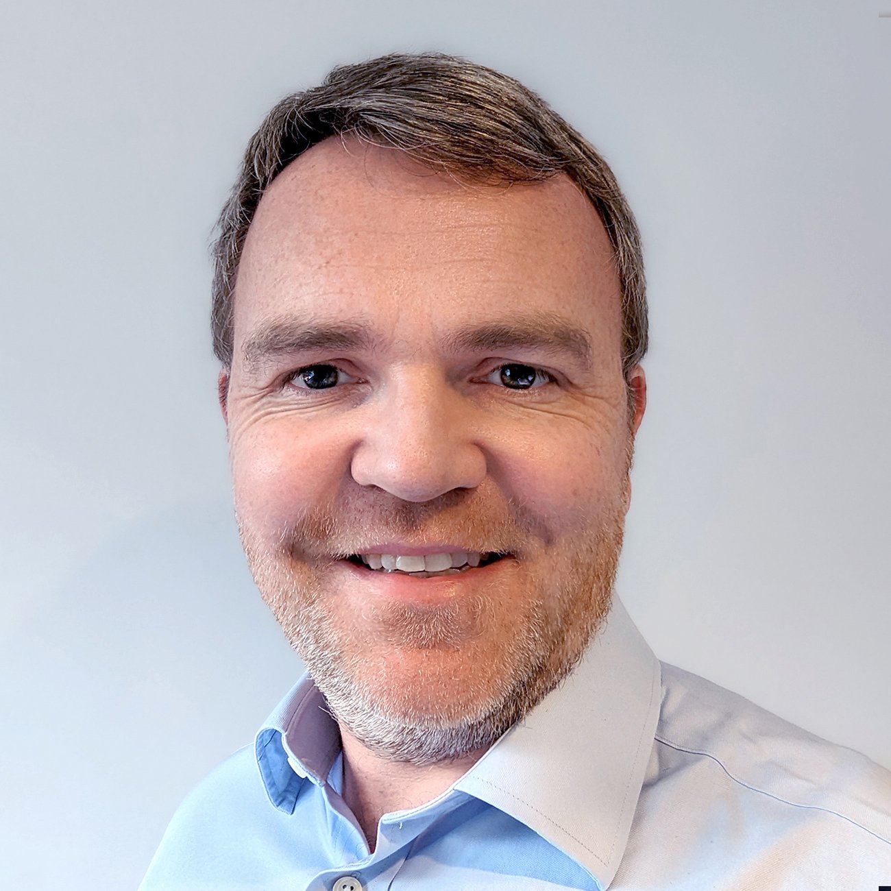Dr.Andrew Brown