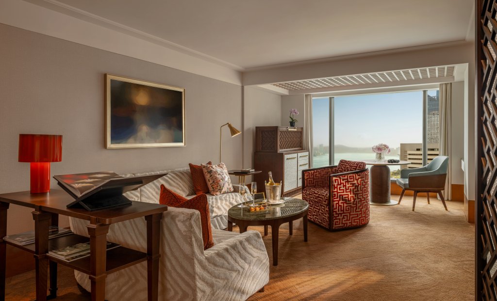 Mandarin Oriental, Hong Kong · Official accommodation photograph; category-specific view