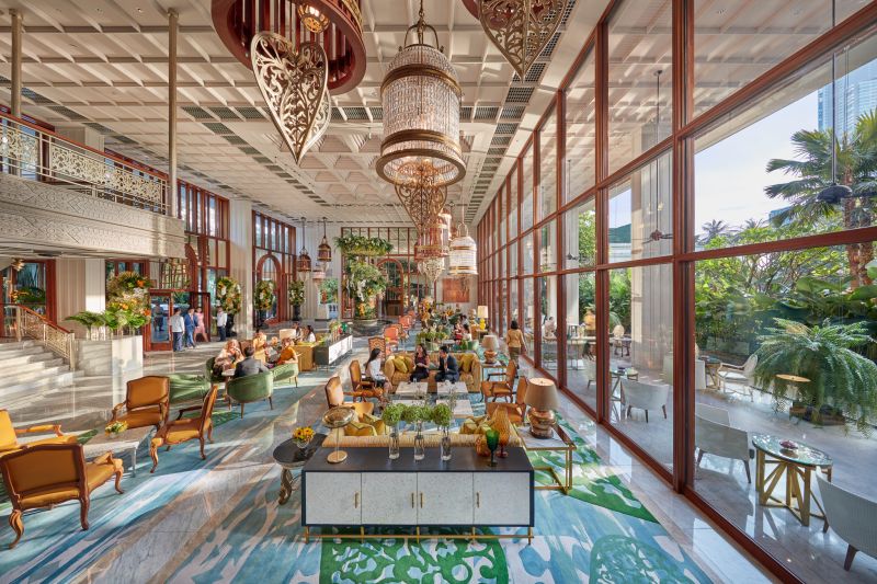 Mandarin Oriental Bangkok - Riverside lobby lounge with ornate hanging lanterns