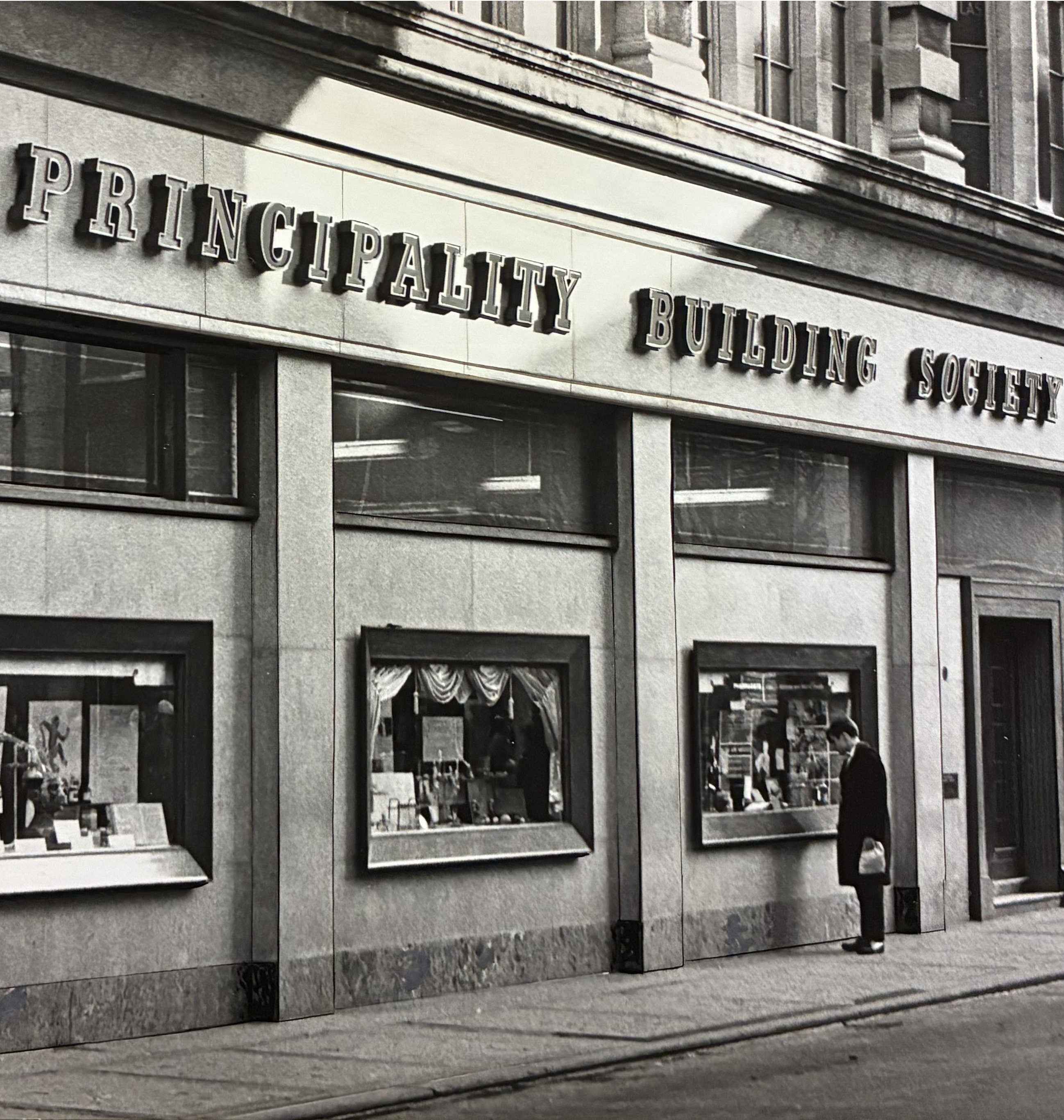 A black and white photo of Principality Queen Street Branch.