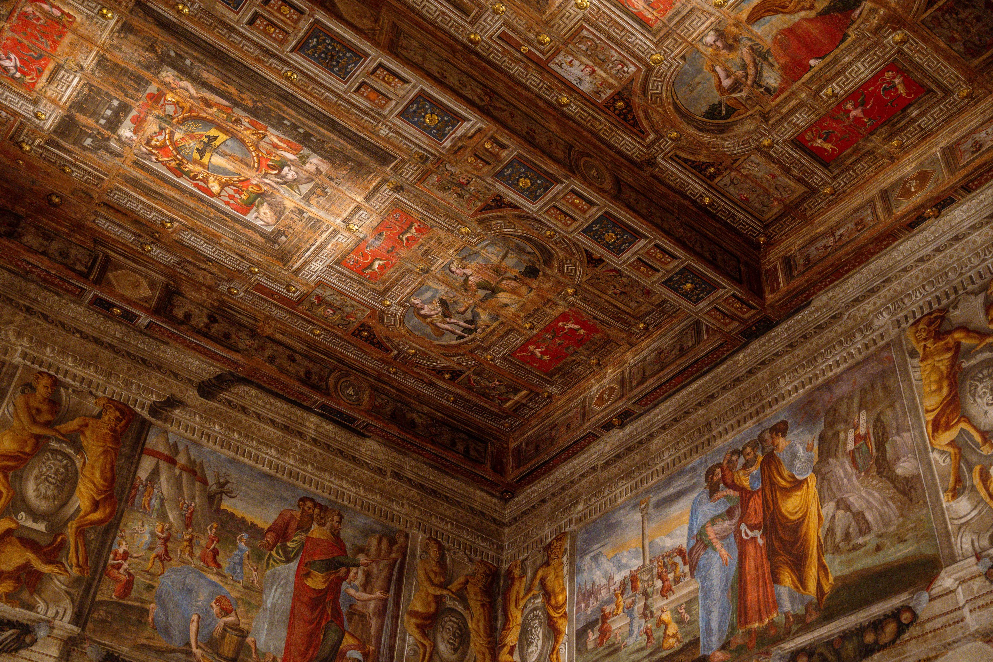 Ceiling fresco at Palazzo Poggi