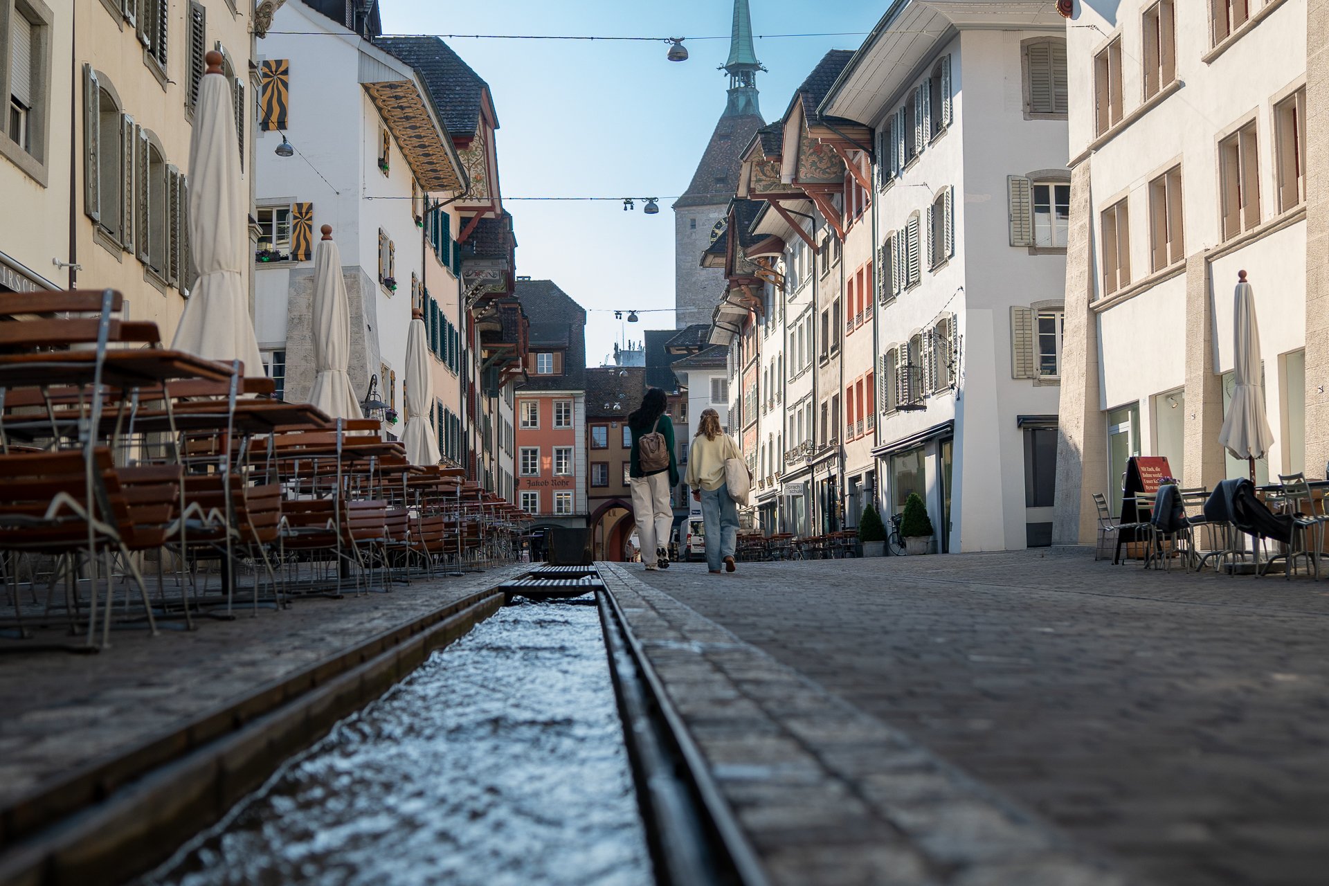 Stadtbach von Aarau mit Blick in die Altstadt Richtung Obertorturm.