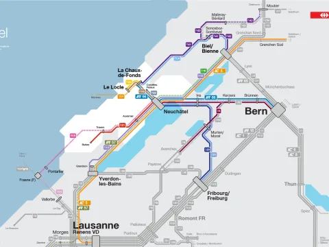 Questa immagine mostra in forma diagrammatica i cambiamenti del traffico ferroviario nel Cantone di Neuchâtel. Tutte le modifiche sono elencate anche nel testo sottostante.