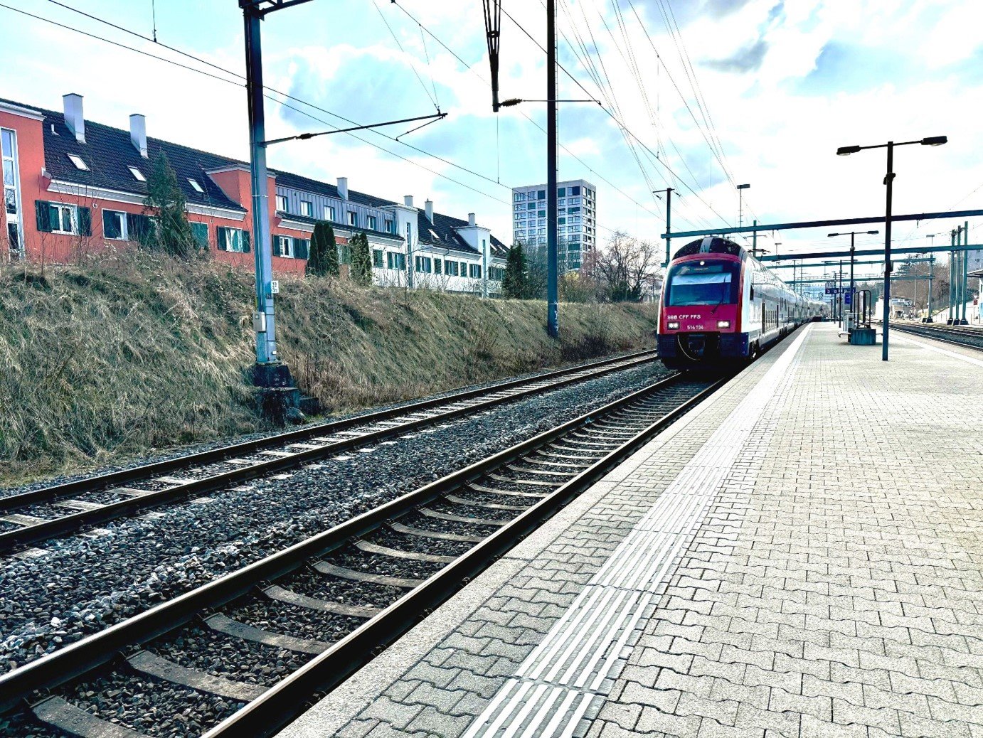 Zürich Seebach: SBB baut längeres Perron und neue Personenunterführung