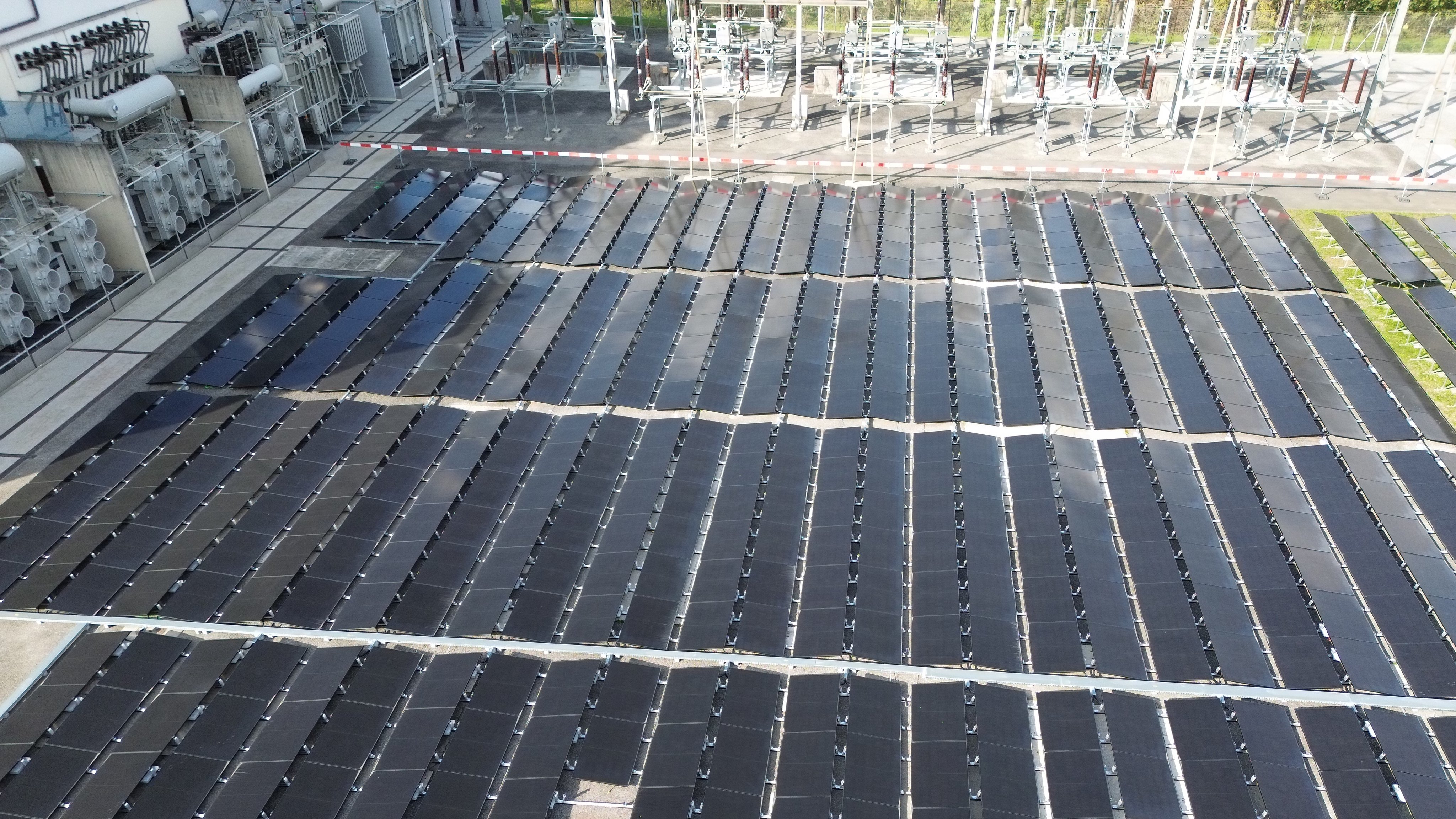 Un dettaglio dei pannelli fotovoltaici