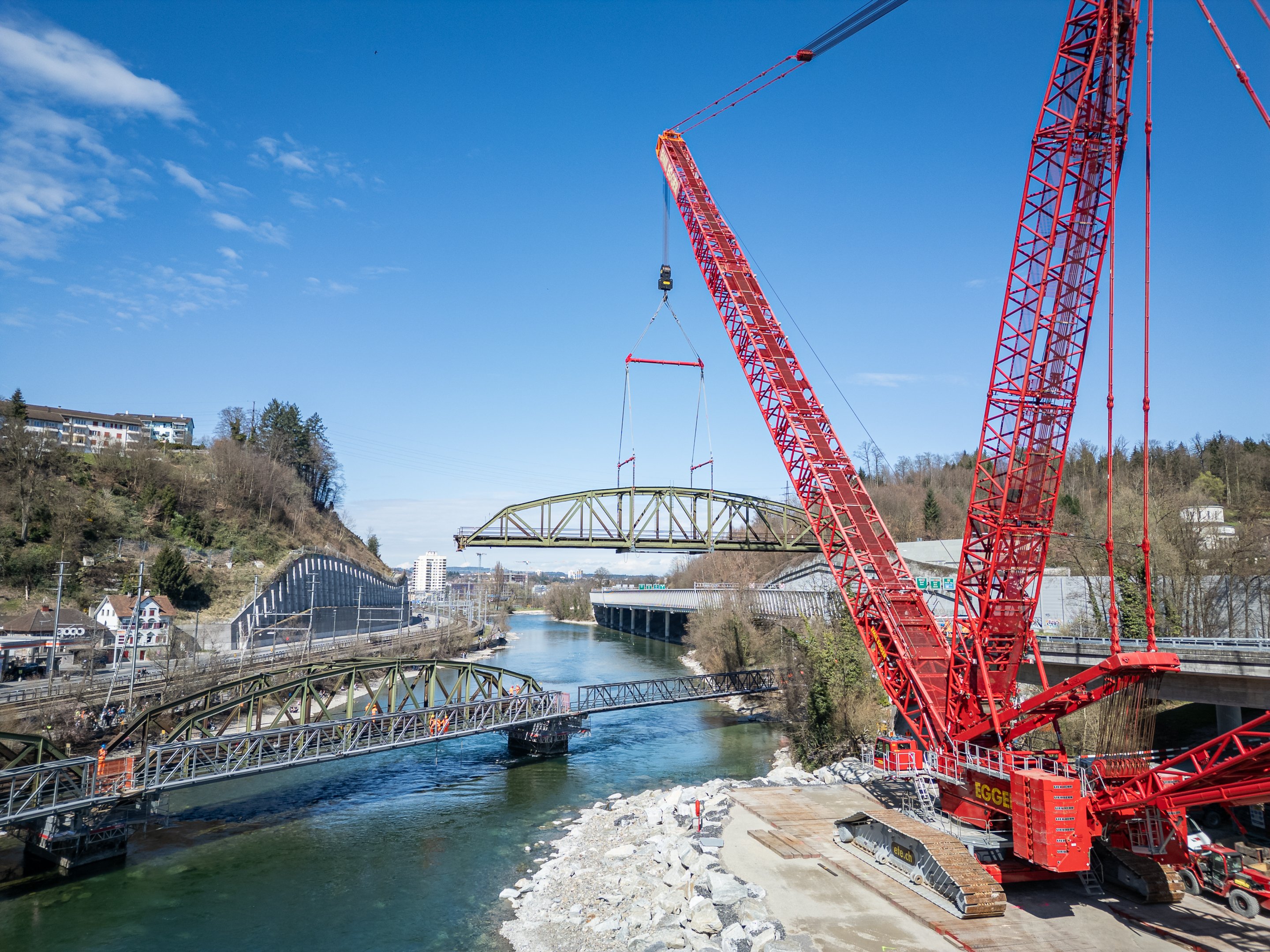 Luzern: Bahnstrecke für Sanierung von Reussbrücke Fluhmühle gesperrt