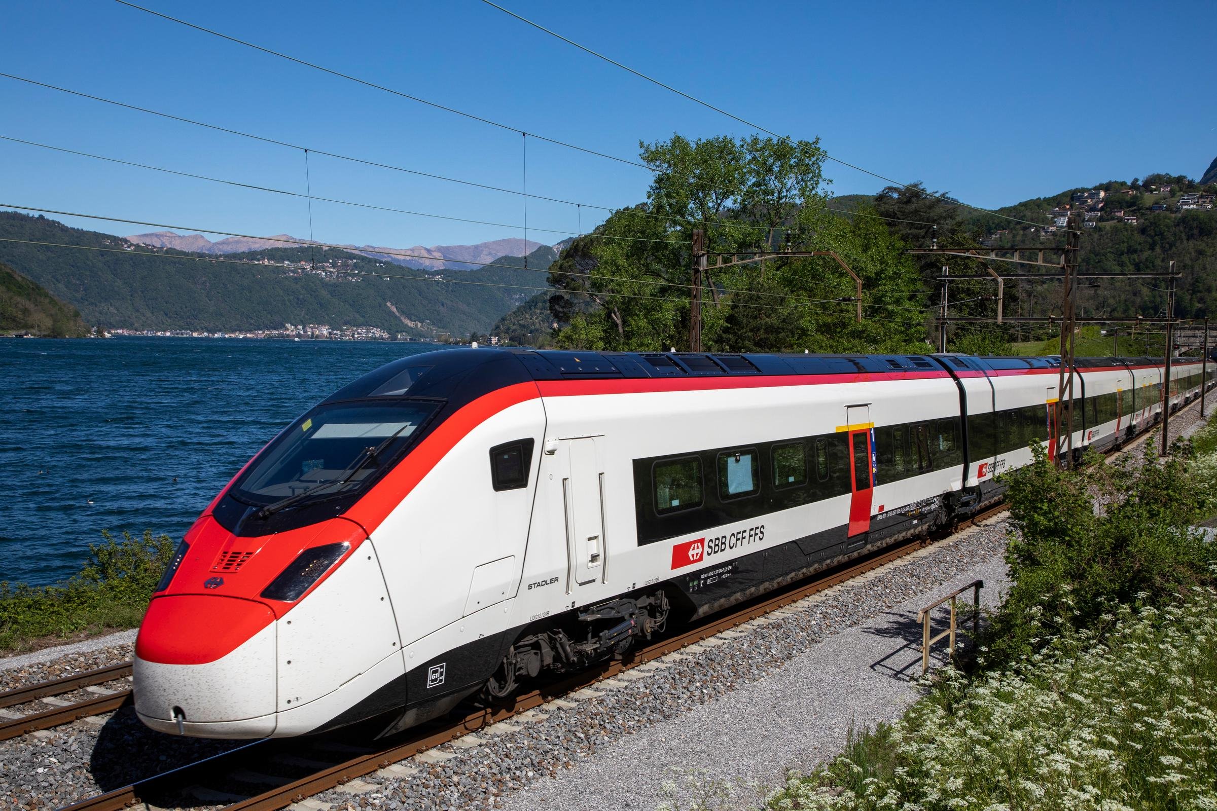 Vorschaubild für Artikel: Auffahrt und Pfingsten: Mehr Züge durch den Gotthard und zusätzliche Sitzplätze