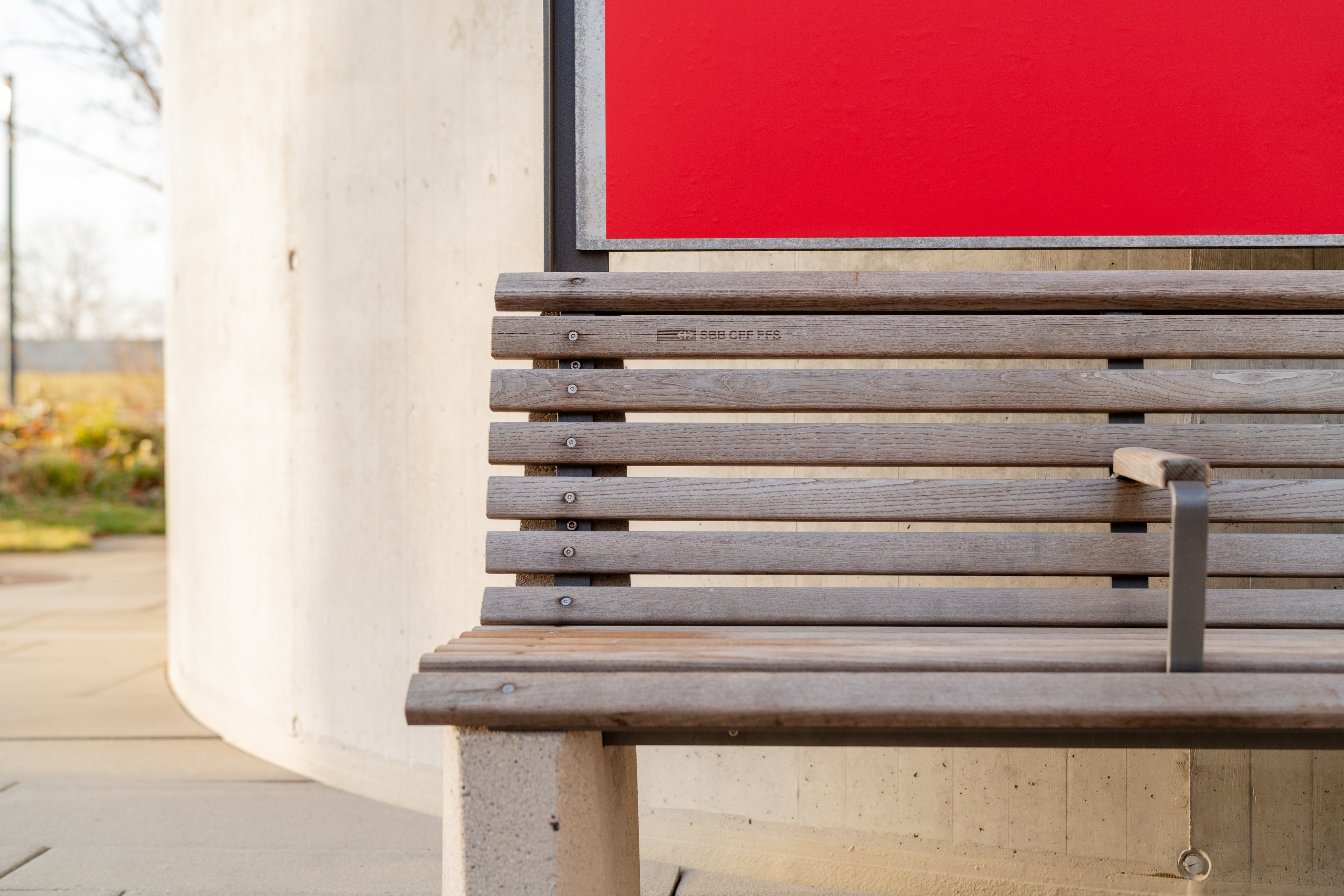 Close-up view of an SBB bench prototype