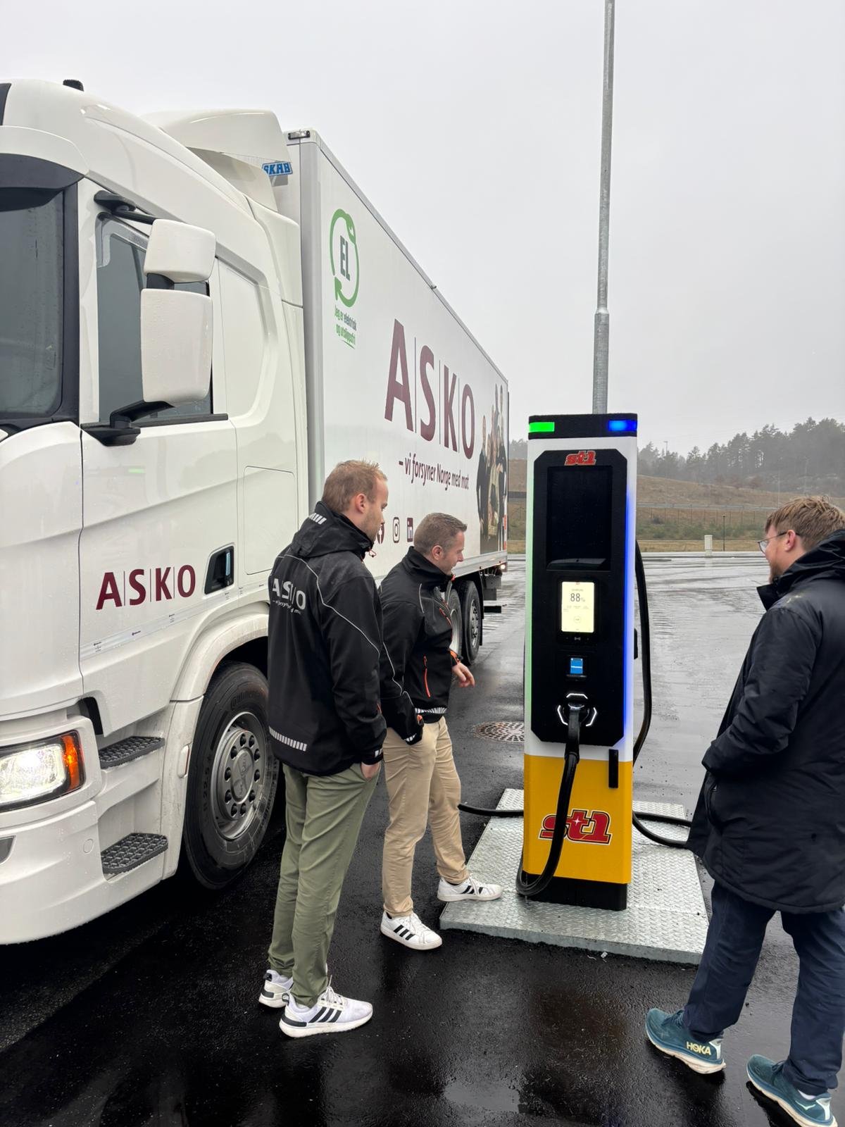 WhatsApp Image 2026-01-12 at 06.14.46