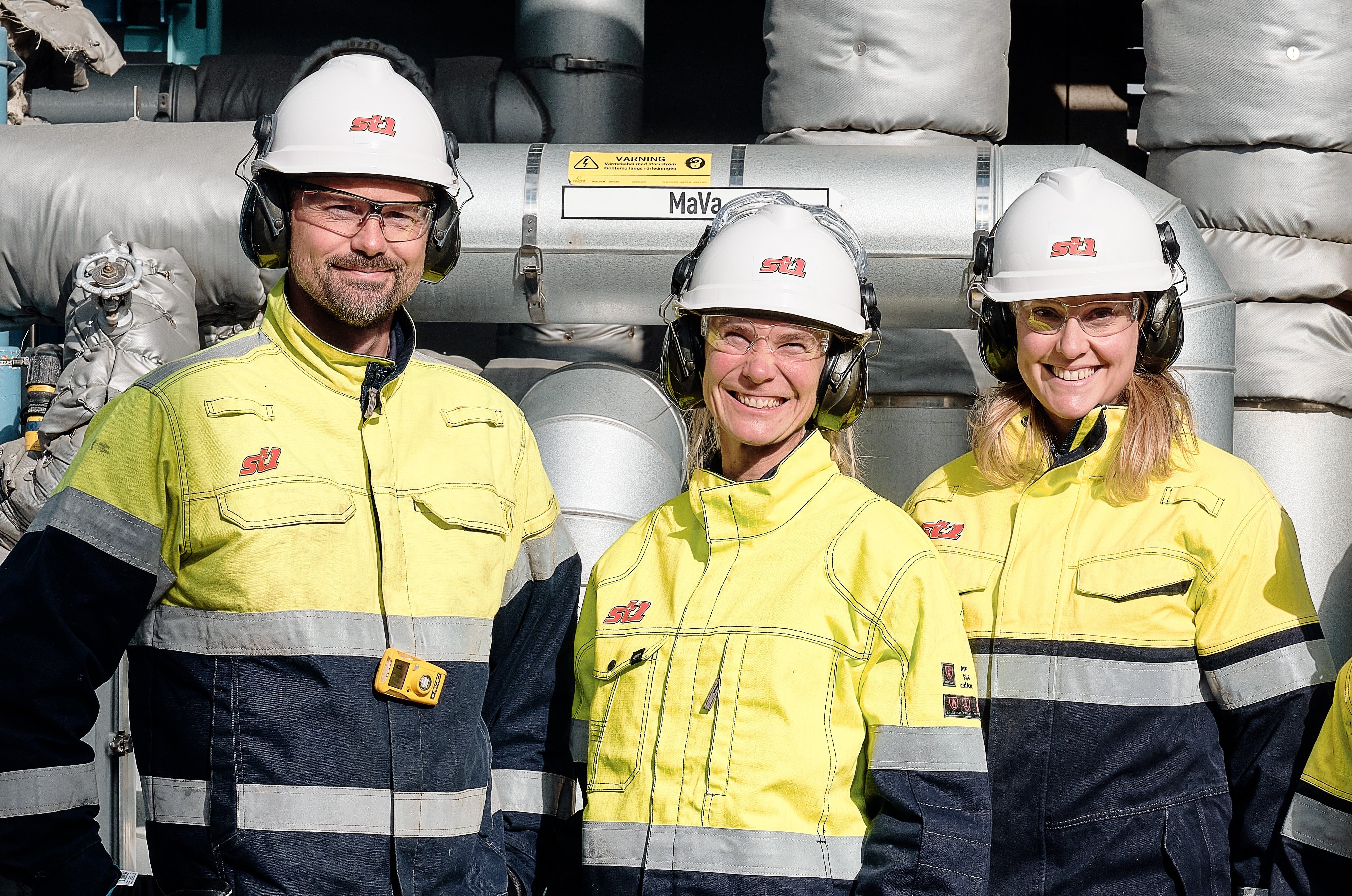 Group_picture1260_refinery_2