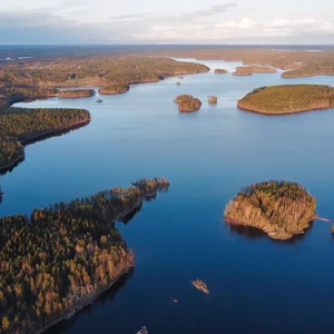 Suomalainen järvimaisema