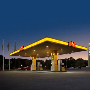 Station_dusk_pieni