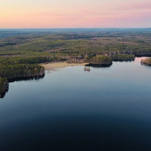 Suomalainen järvimaisema