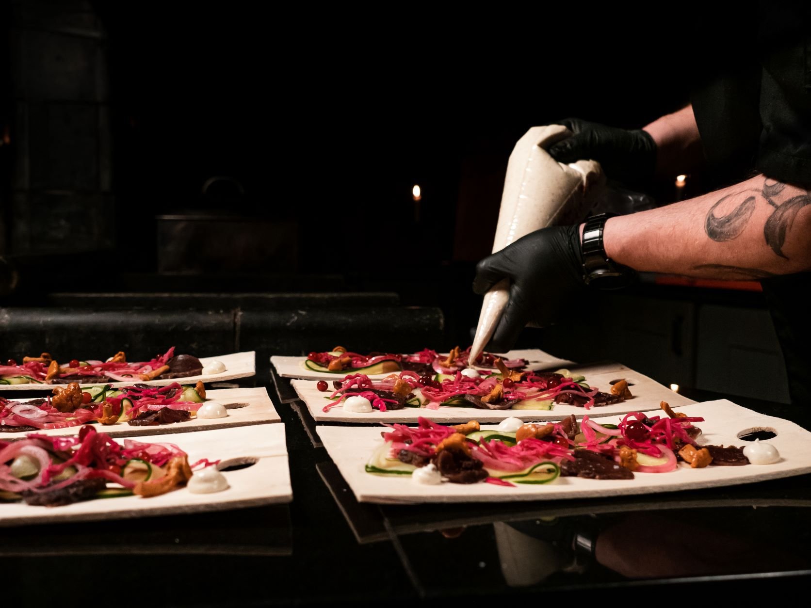 Kammi alkuruoka koristelu