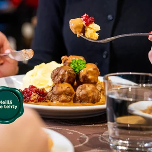 891373_St1_HelmiSimpukka_hiihtoloma_2_26_verkkosivukuvat_annos_2000x1500