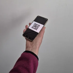 Sähköiset palvelut puhelin qr