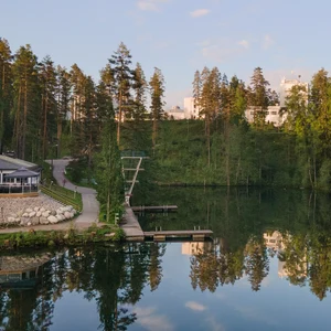 Valkjärvi kohti palmua