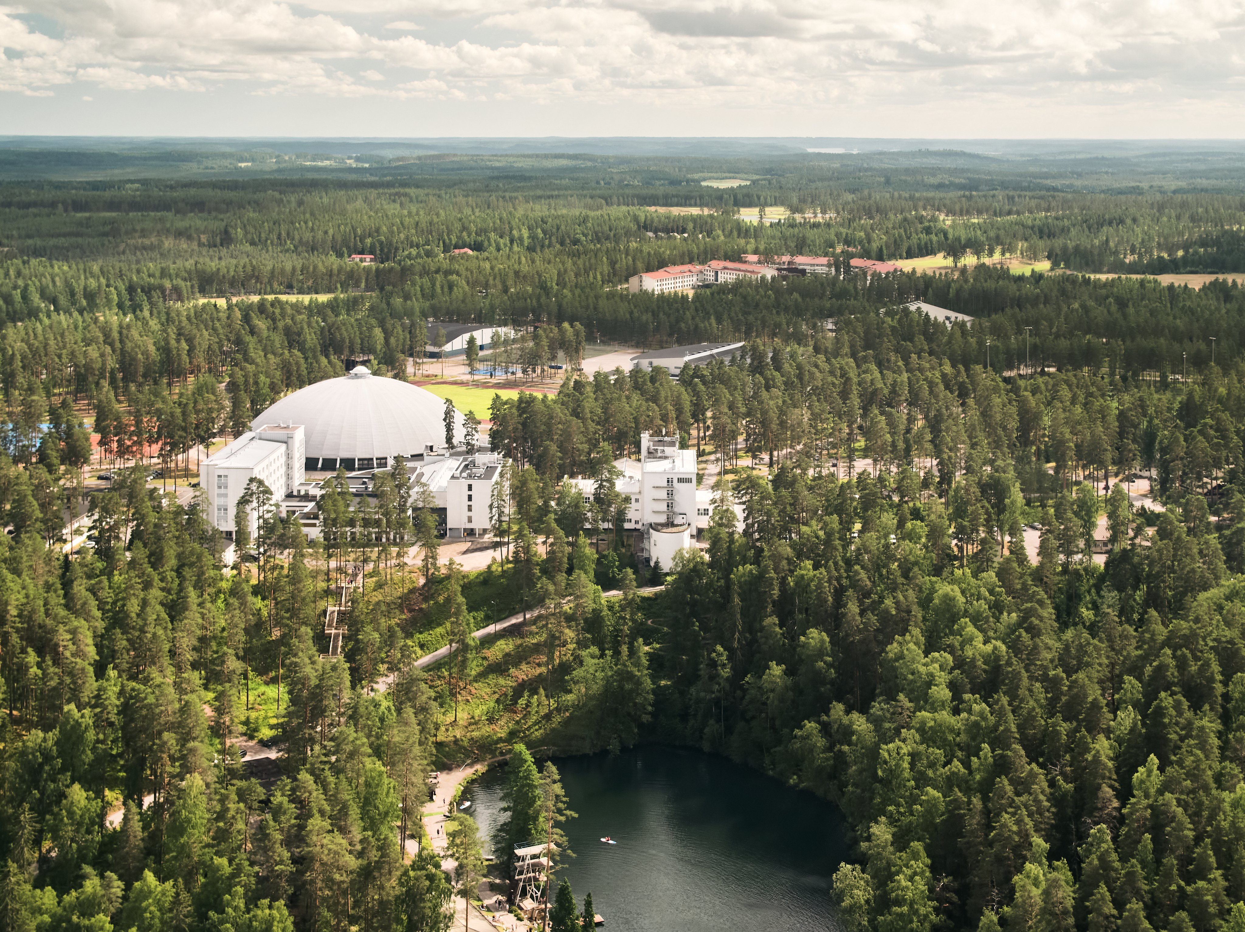 Urheiluopiston alue - ilmakuva