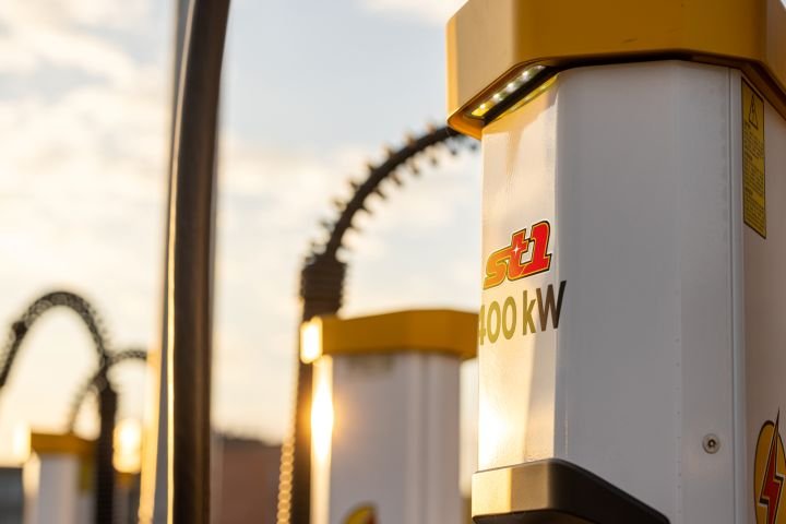 0P4A0205 copy_st1_720x480