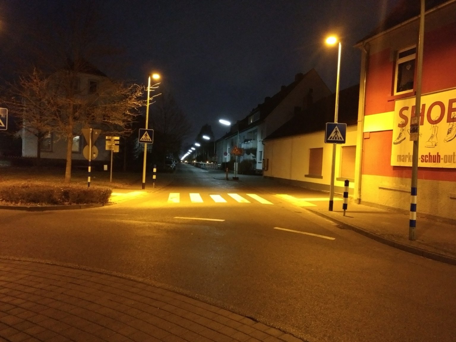 Beleuchtung am Fußgängerüberweg