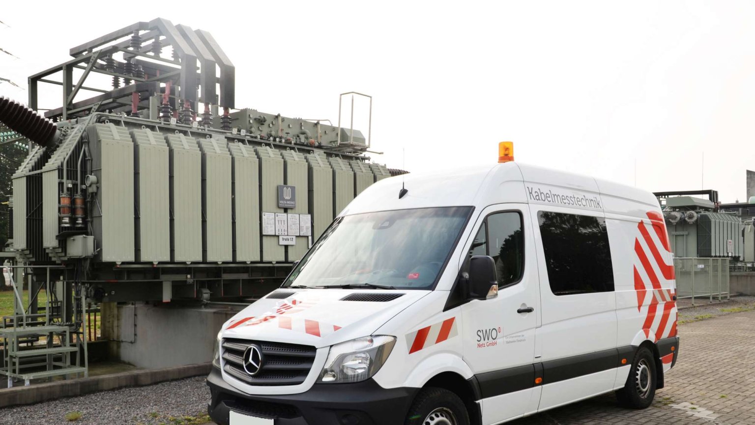 Messwagen der Kabelmesstechnik im Einsatz
