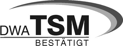 Das Logo zeigt "DWA TSM BESTÄTIGT" in schwarzer Schrift mit grauen Bögen umkreisen.