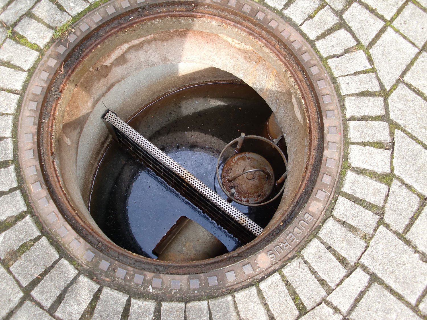 Leichtflüssigkeitsabschneider mit Koaleszenzeinsatz