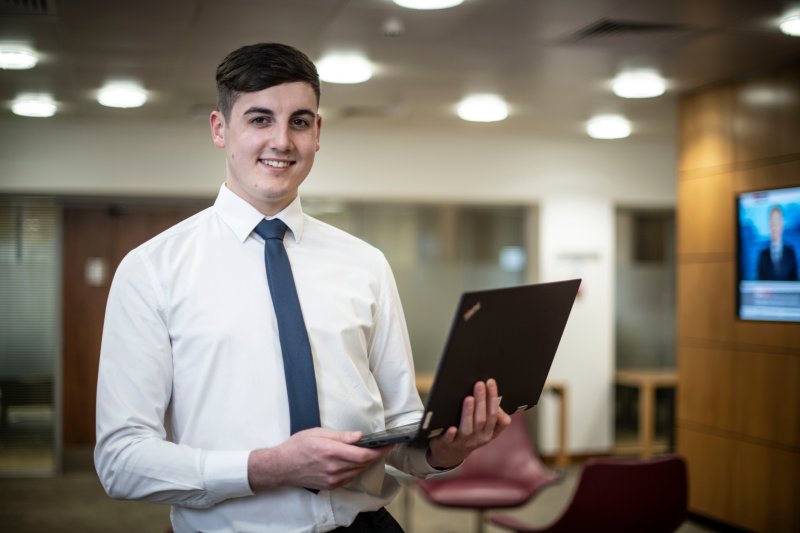 Level up with LinkedIn image