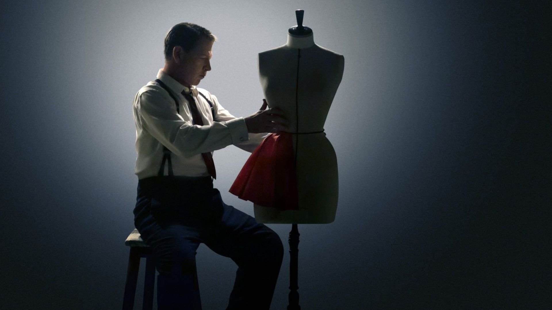 A carousel of images of Frontfiy employees