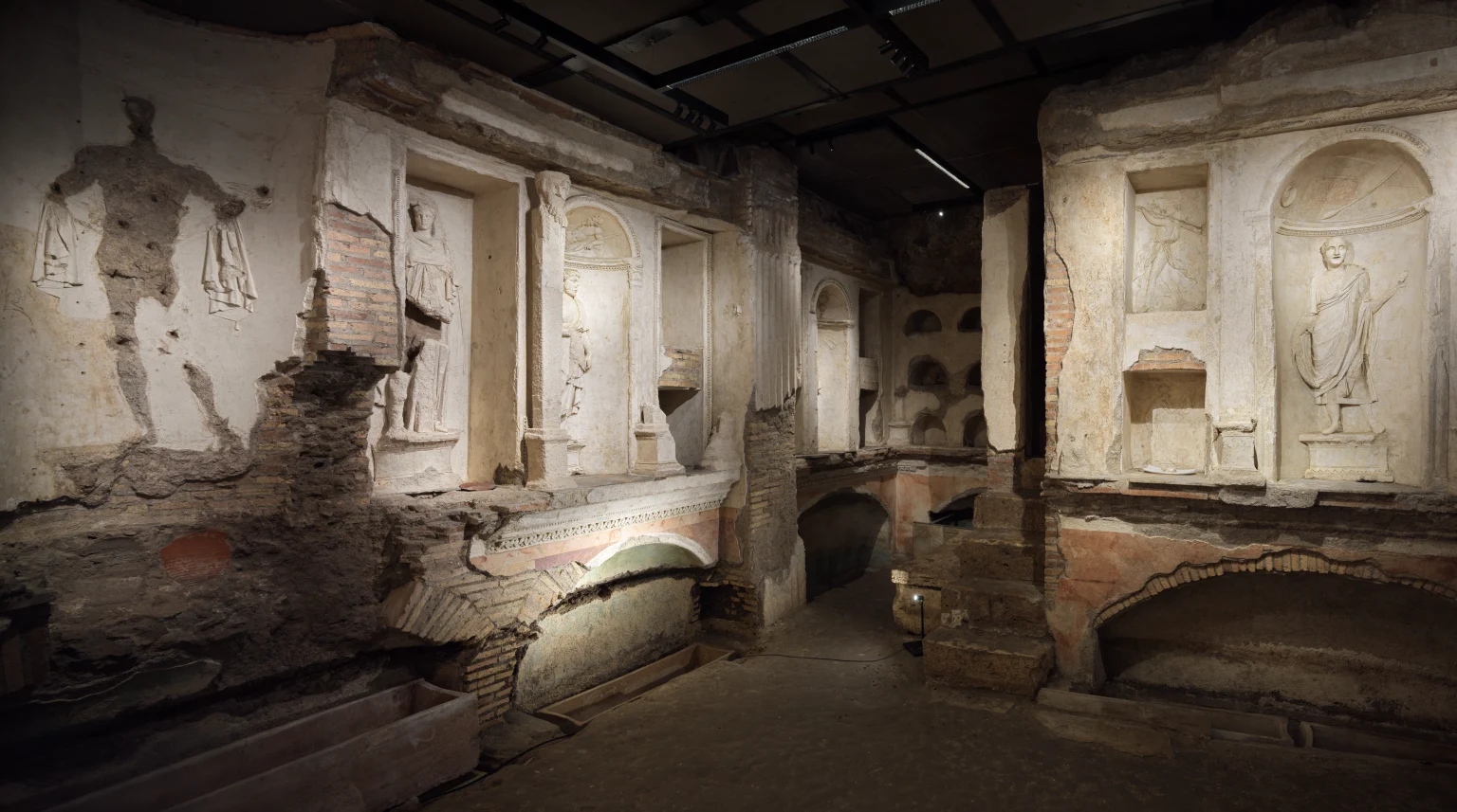 The Vatican Necropolis in a new light