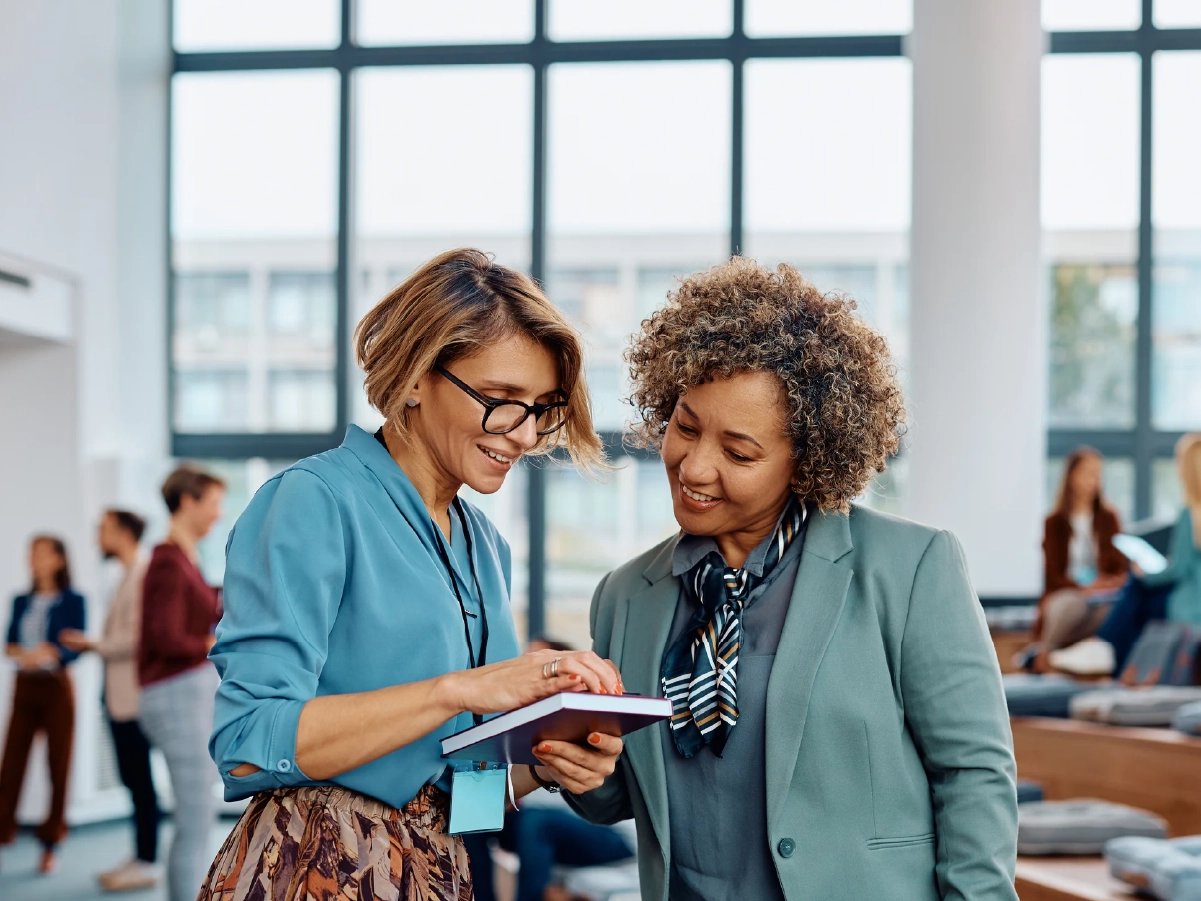 Two lawyers talking about marketing