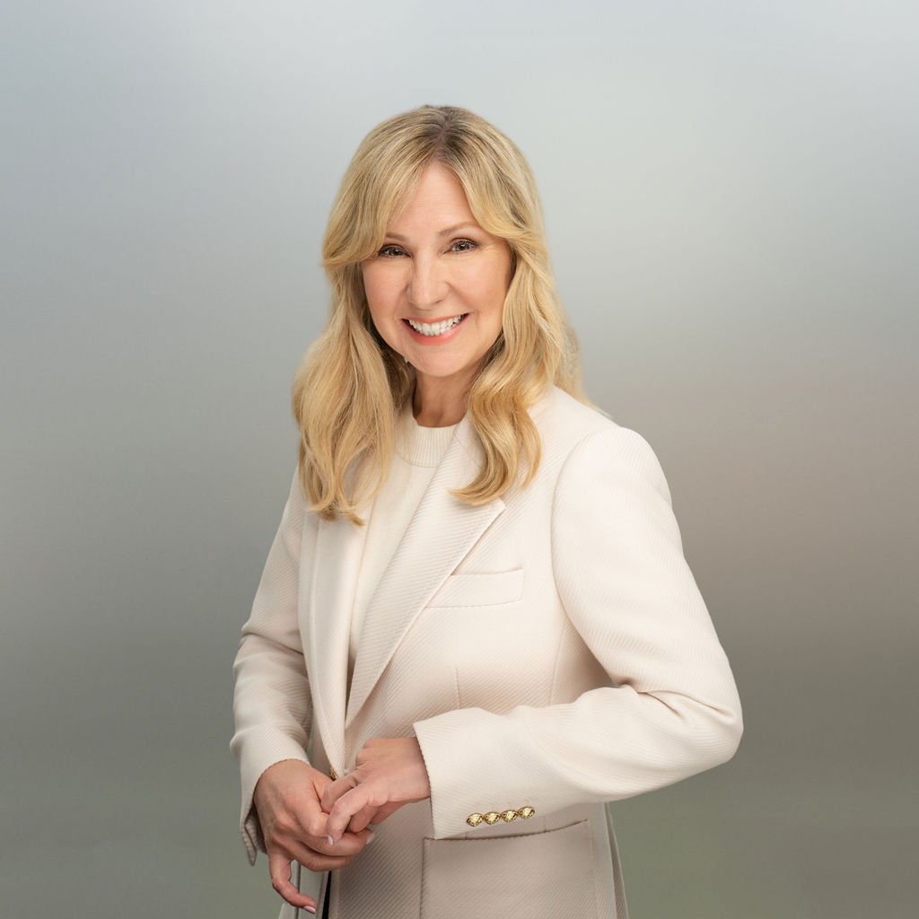 Headshot - Catherine Dawson