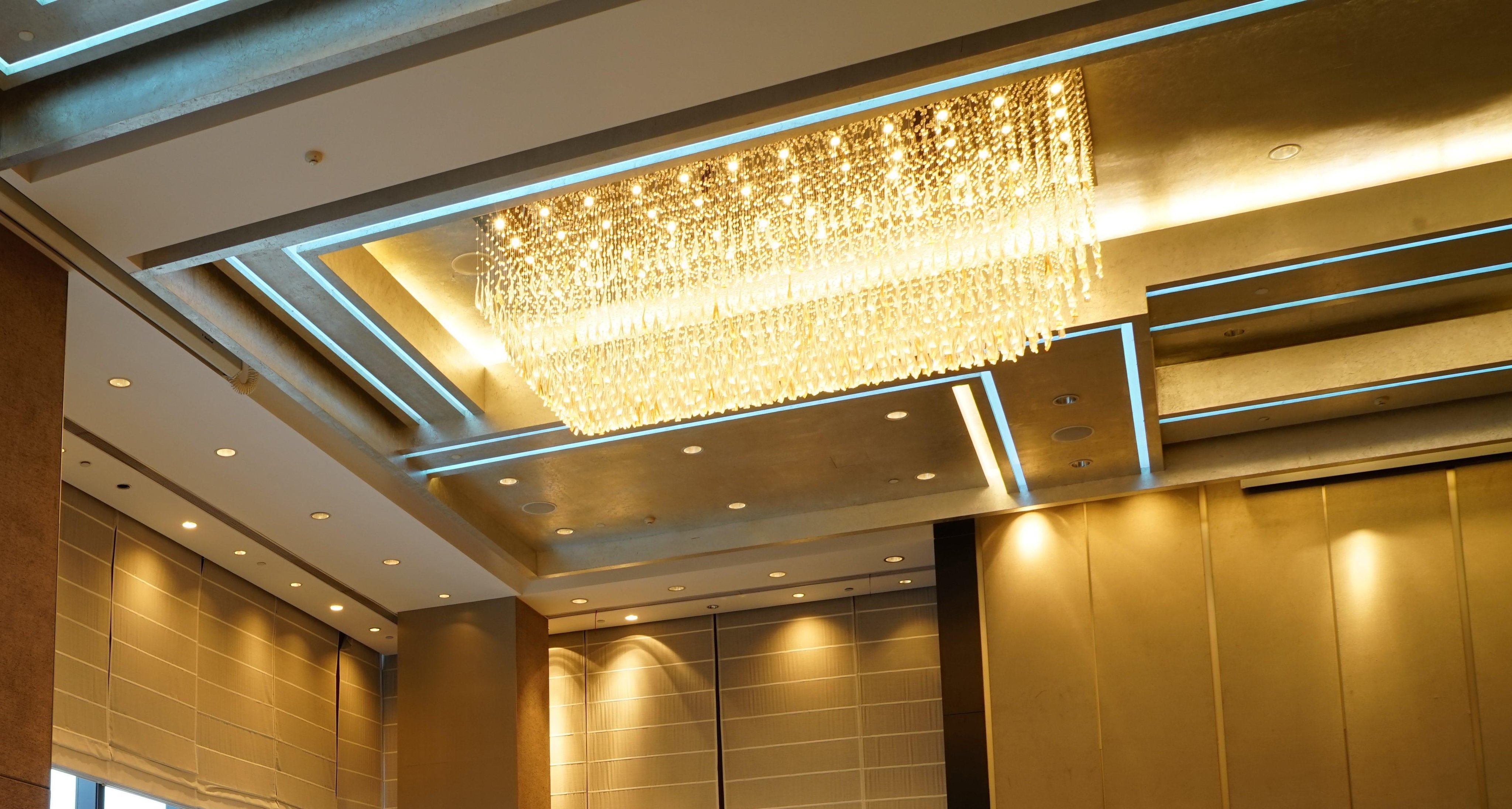 Picture of S11234 - 5 Watt - JCD LED - Clear - 3000K - G9 Base - 120 Volt