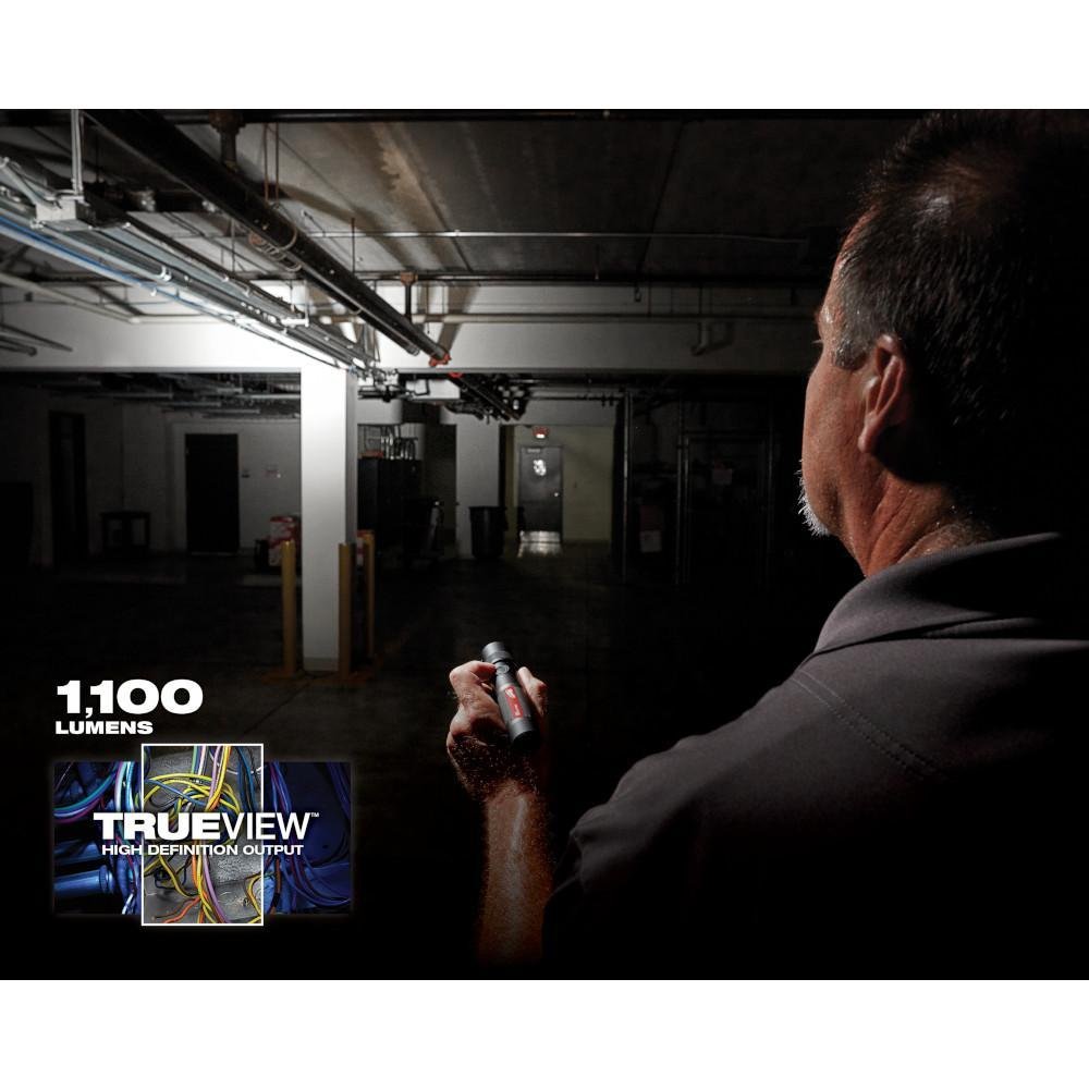 Picture of 2161-21 - REDLITHIUM™ USB 1100L Twist Focus Flashlight