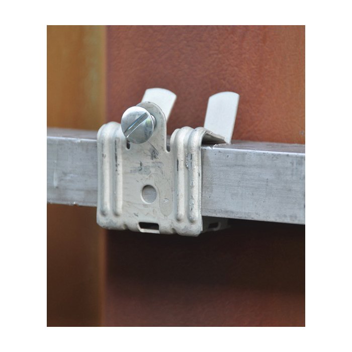 Picture of M24 - Hammer-On Flange Clip, Bottom Mount, Spring Steel, 1/8"–1/4" Flange