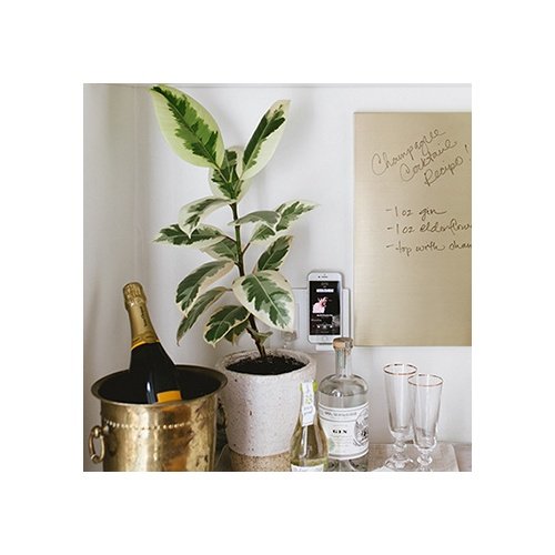 Picture of RWC826USBWCCV2 - radiant® Wireless Charger, White